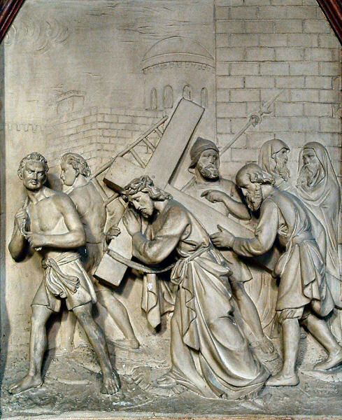 Vème station : Simon de Cyrène aide Jésus à porter sa Croix