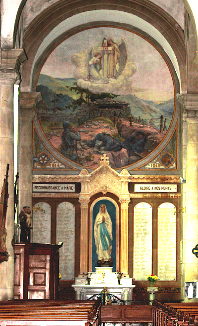 2014 - Fond du collatéral sud, l'autel de la Reconnaissance à la Vierge et sa grande toile marouflée.