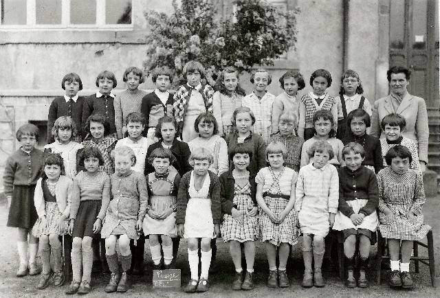 Classe Primaire filles CE2 1955-56